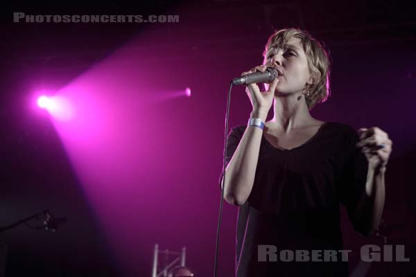 POLICA - 2016-02-09 - PARIS - Point Ephemere - 